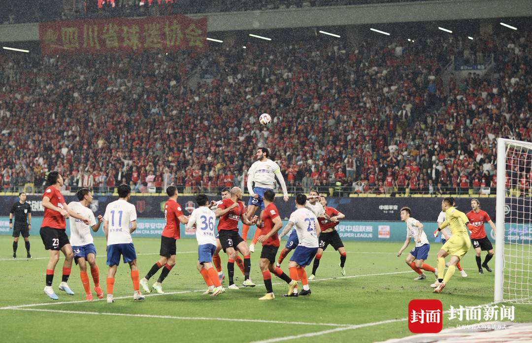 比利时与希腊激战,两队握手言和的简单介绍 比利时与希腊激战,两队握手言和的简单介绍