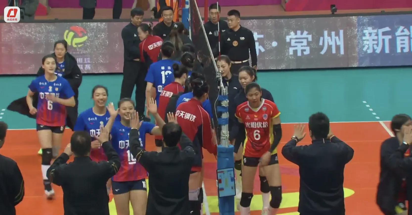 神勇出击！运动员们在赛场上闪耀