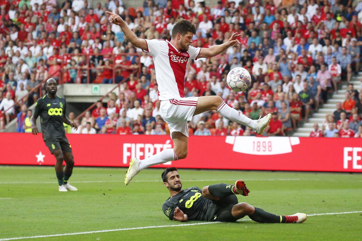 包含阿贾克斯再胜！荷甲劲旅告捷晋级的词条