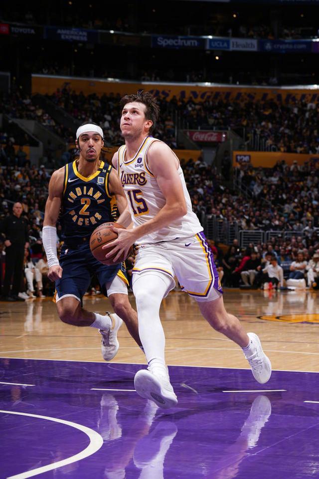 强势反击球队晋级半决赛,实现壮举 强势反击球队晋级半决赛,实现壮举