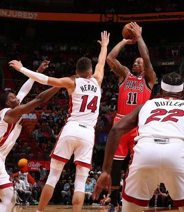 快船擒下公牛,雷纳德高效轰下30分 快船擒下公牛,雷纳德高效轰下30分