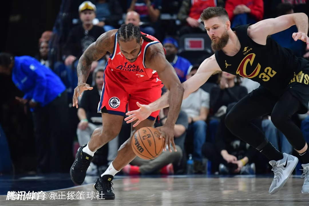 快船队实现逆转，击败骑士队