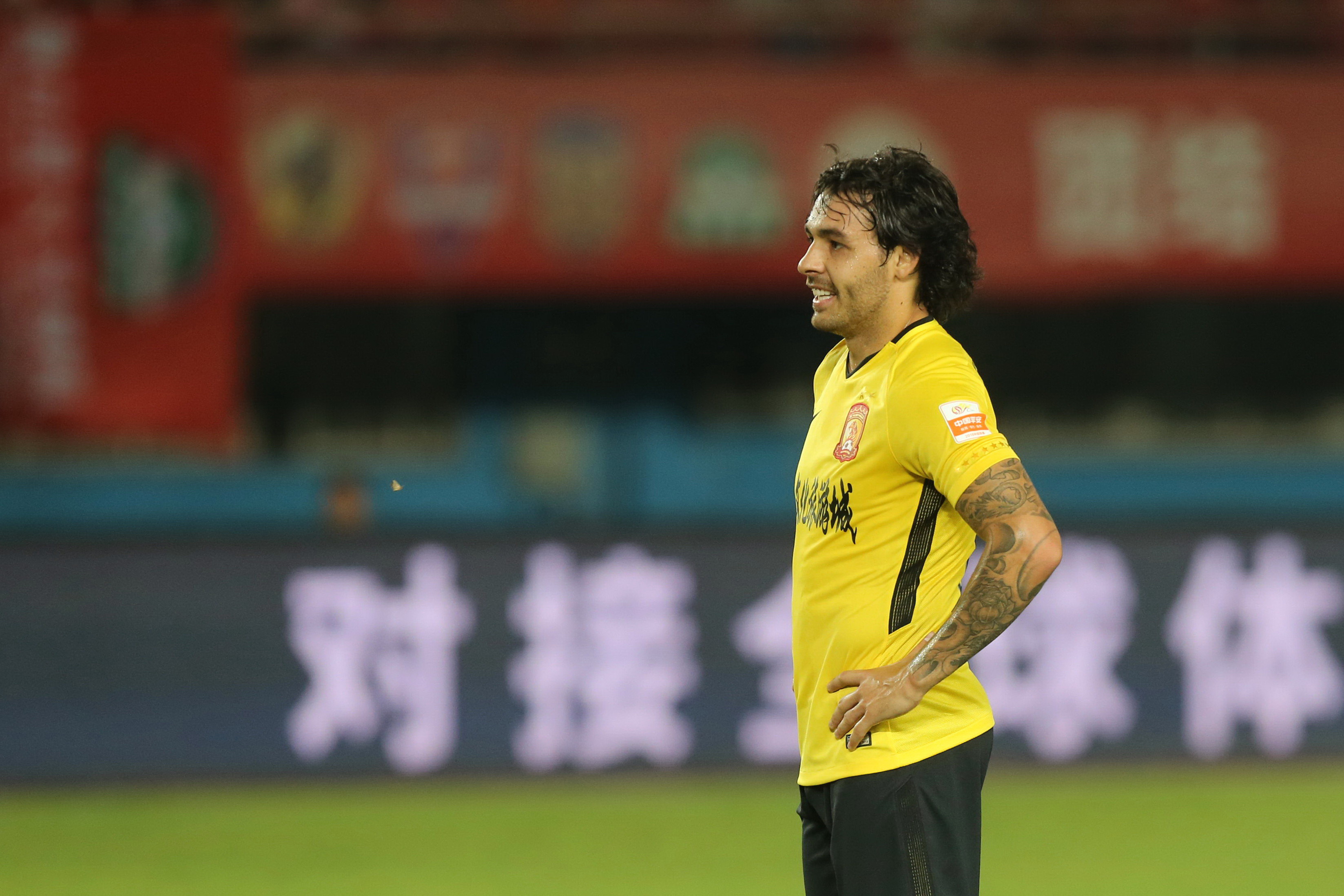 建业力克鲁能止颓势